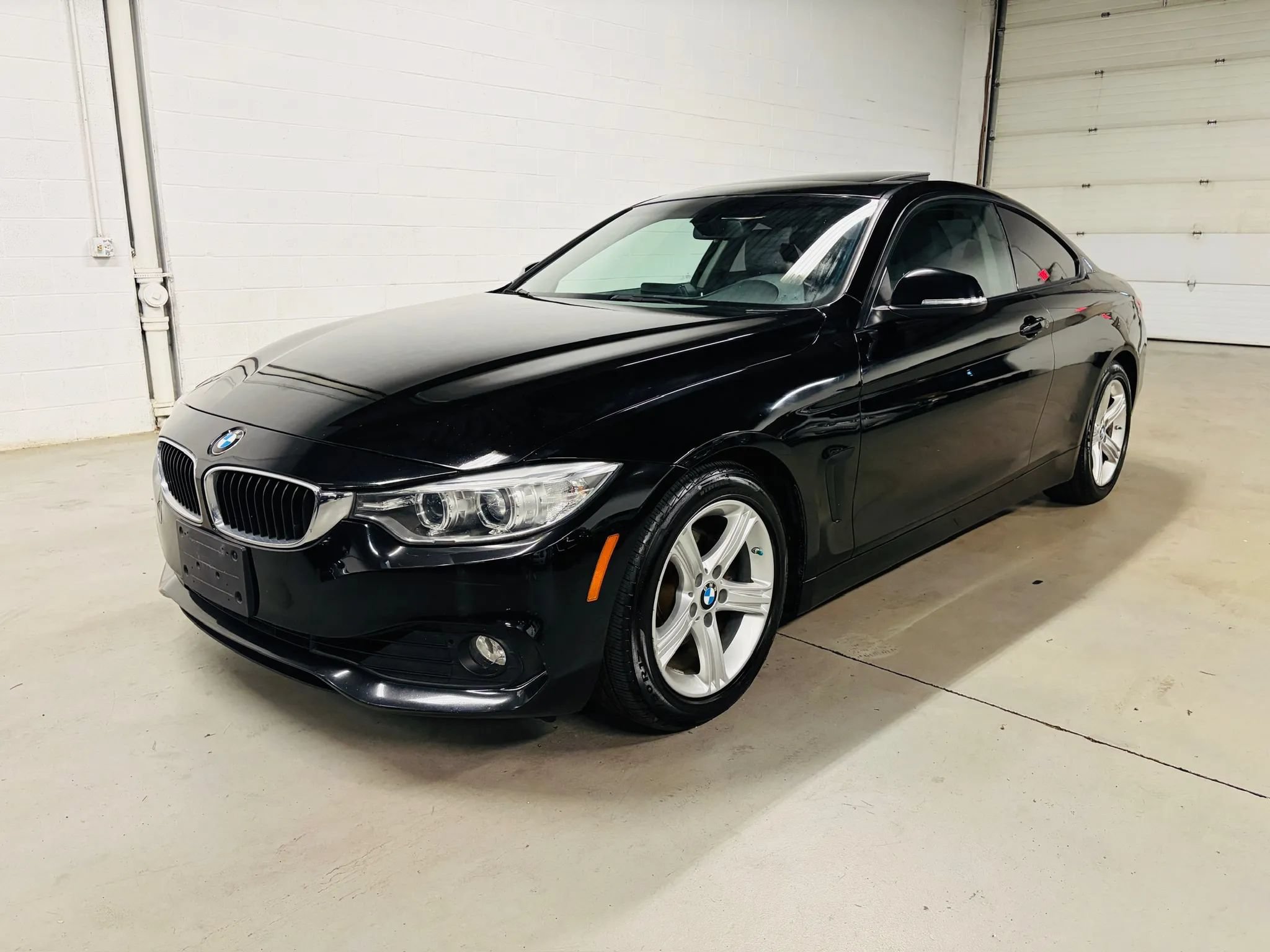 Used 2014 BMW 428i Coupe RWD image 2