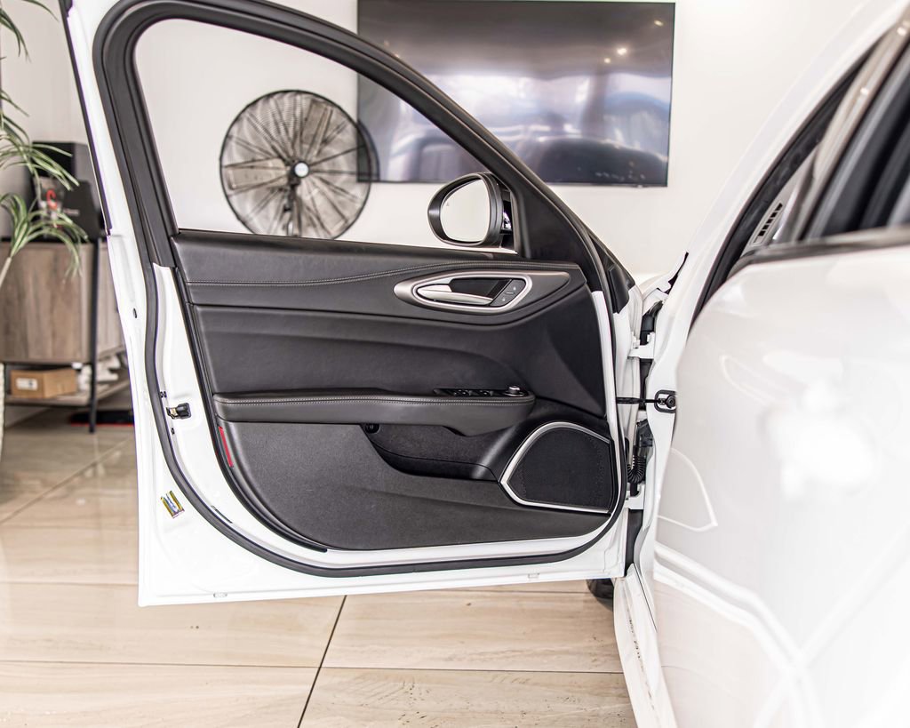 Used 2019 Alfa Romeo Giulia Ti Sport w/ Quick Order Package 22U Sport image 30