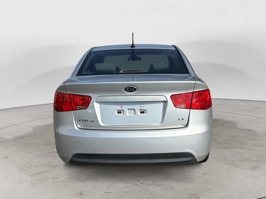 Used 2010 Kia Forte EX FWD image 4