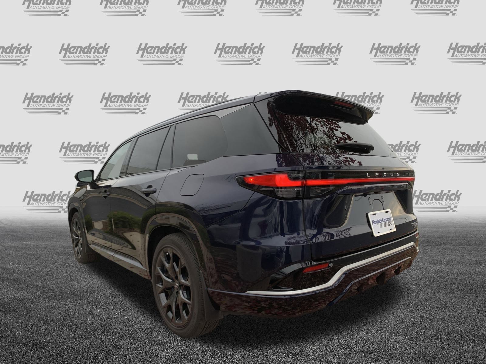 Used 2024 Lexus TX 500h AWD w/ Technology Package image 8