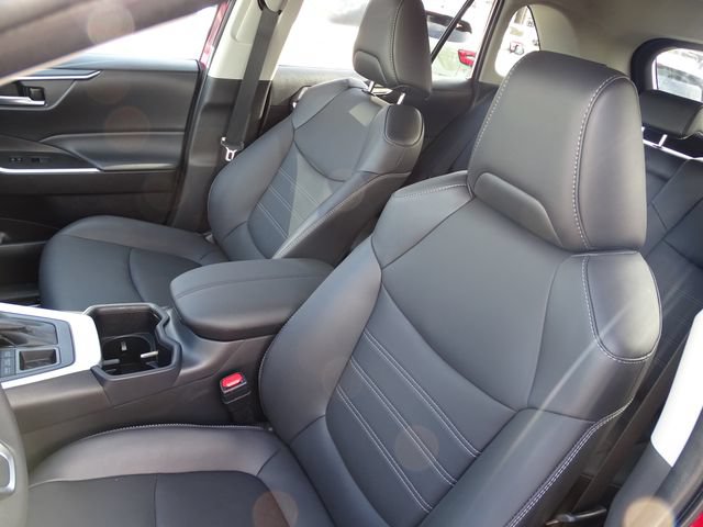 Used 2025 Toyota RAV4 XLE Premium AWD/4WD image 8