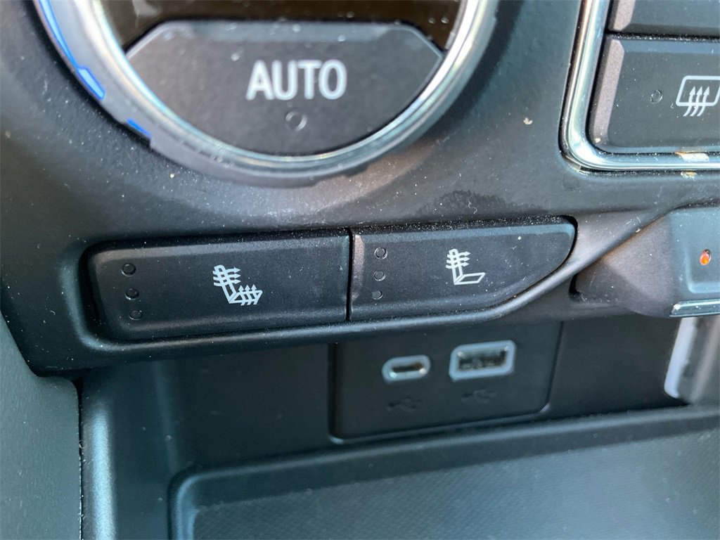 Used 2021 Chevrolet Tahoe RST w/ Luxury Package image 21