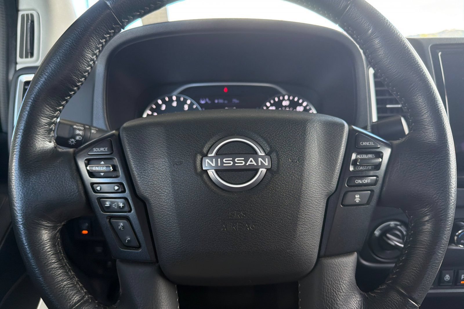 Used 2023 Nissan Frontier SV w/ SV Convenience Package AWD/4WD image 24