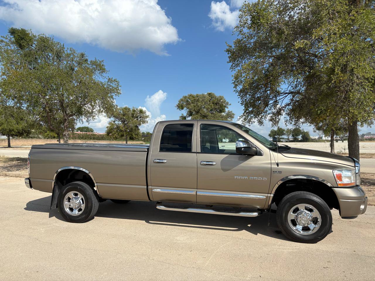 Used 2006 Dodge Ram 2500 Truck Laramie AWD/4WD image 73