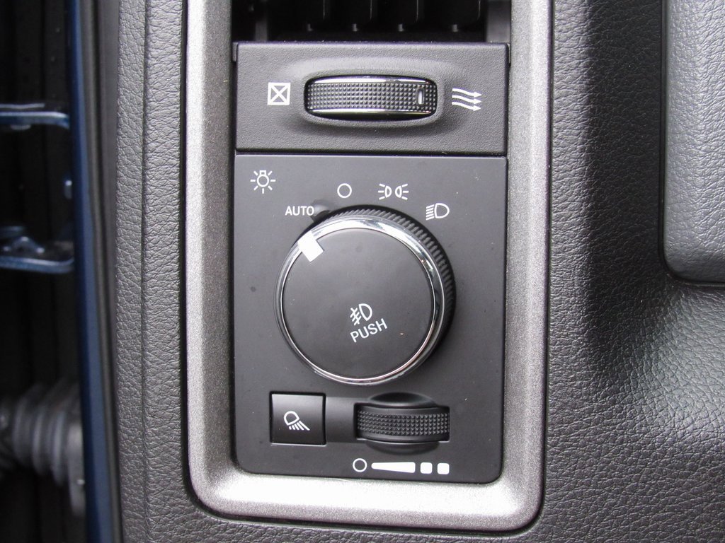 Used 2019 RAM 1500 Tradesman w/ Tradesman SXT Package image 30