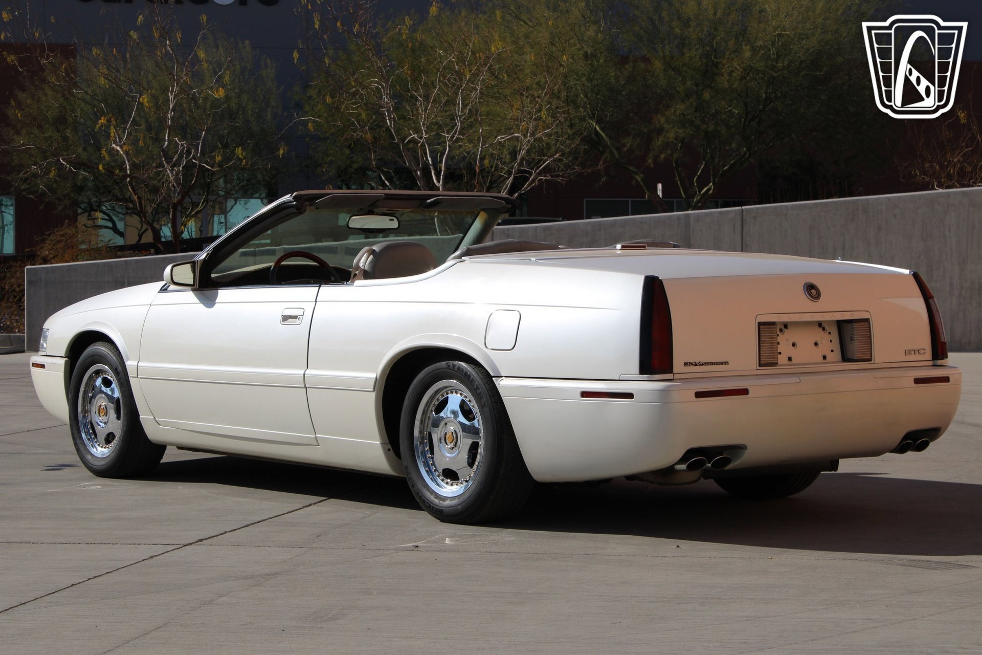 Used 2002 Cadillac Eldorado Touring w/ Preffered Equipment Group image 30