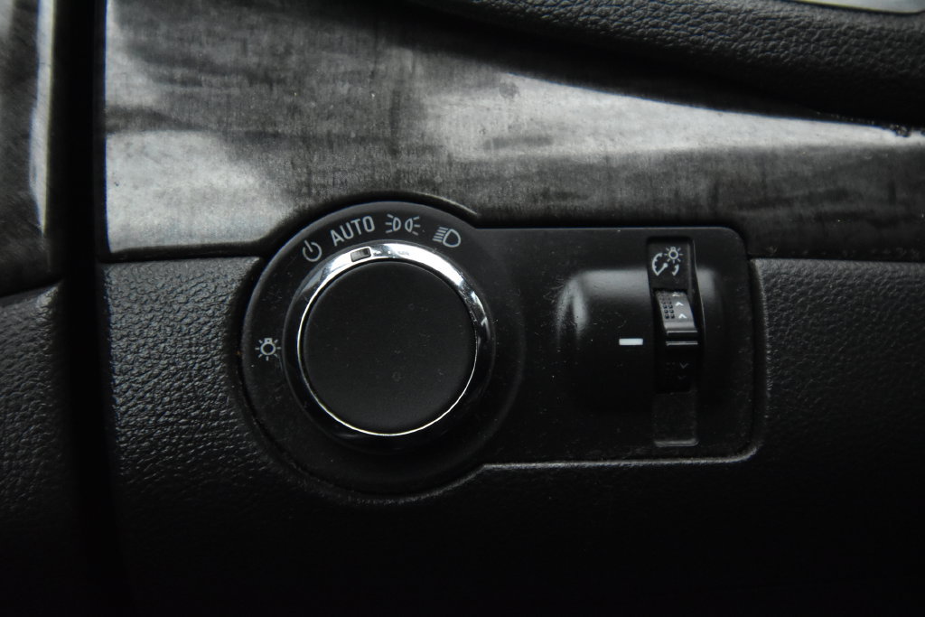 Used 2014 Buick Encore FWD image 30