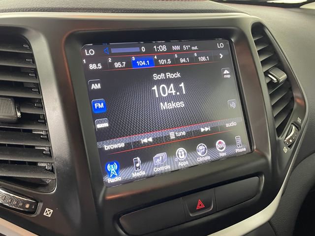 Used 2017 Jeep Cherokee Trailhawk w/ Comfort/Convenience Group image 7