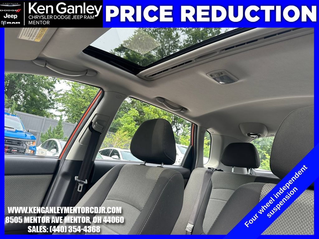 Used 2009 Kia Spectra5 SX FWD image 21