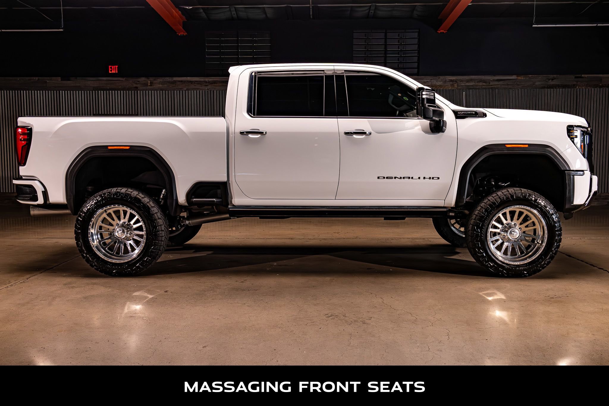 Used 2024 GMC Sierra 2500 Denali Ultimate w/ Max Trailering Package AWD/4WD image 10