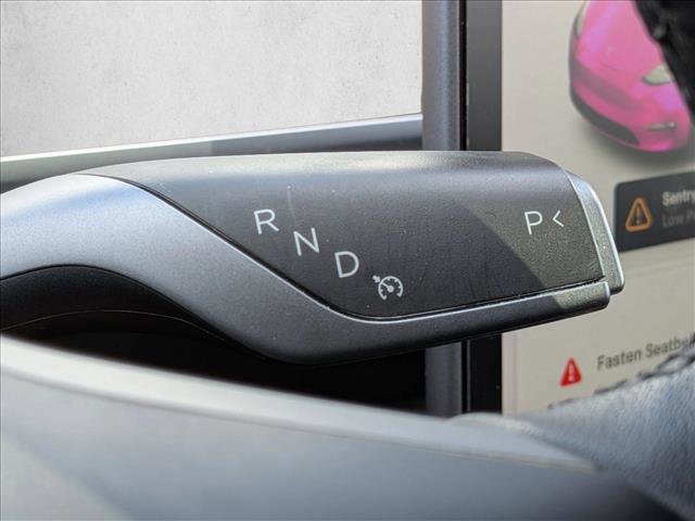 Used 2021 Tesla Model Y Long Range image 12