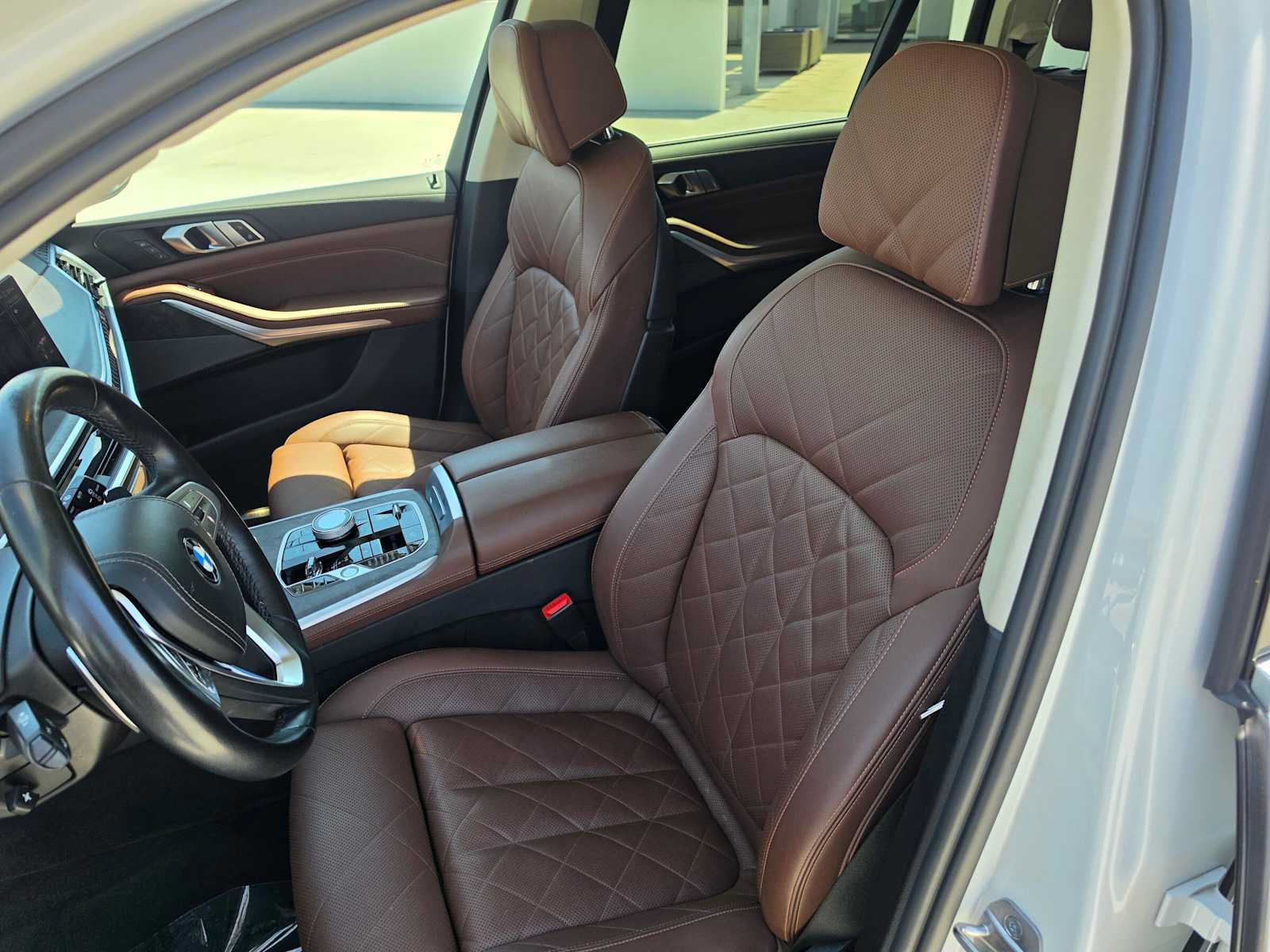 Used 2023 BMW X7 xDrive40i w/ Premium Package AWD/4WD image 23
