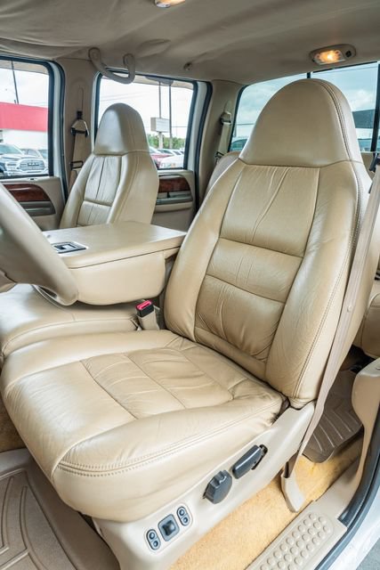 Used 2001 Ford F350 Lariat AWD/4WD image 19