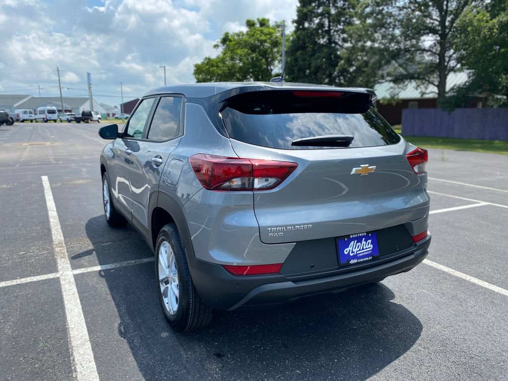 New 2026 Chevrolet TrailBlazer LS w/ LS Convenience Package AWD/4WD image 5