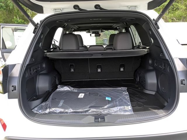 New 2026 Subaru Forester Premium AWD/4WD image 30