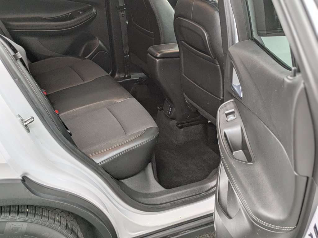 Used 2021 Buick Encore GX Preferred w/ Cold Weather Comfort Package FWD image 18