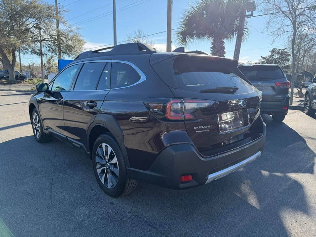 Used 2023 Subaru Outback Limited image 4