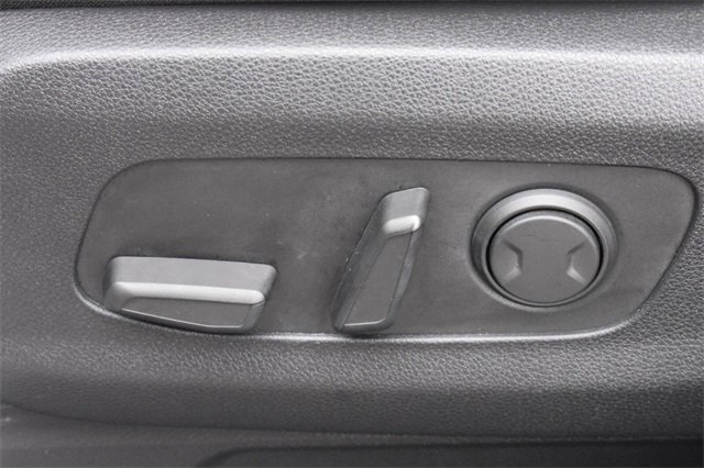 Certified 2024 Kia Carnival LX image 20