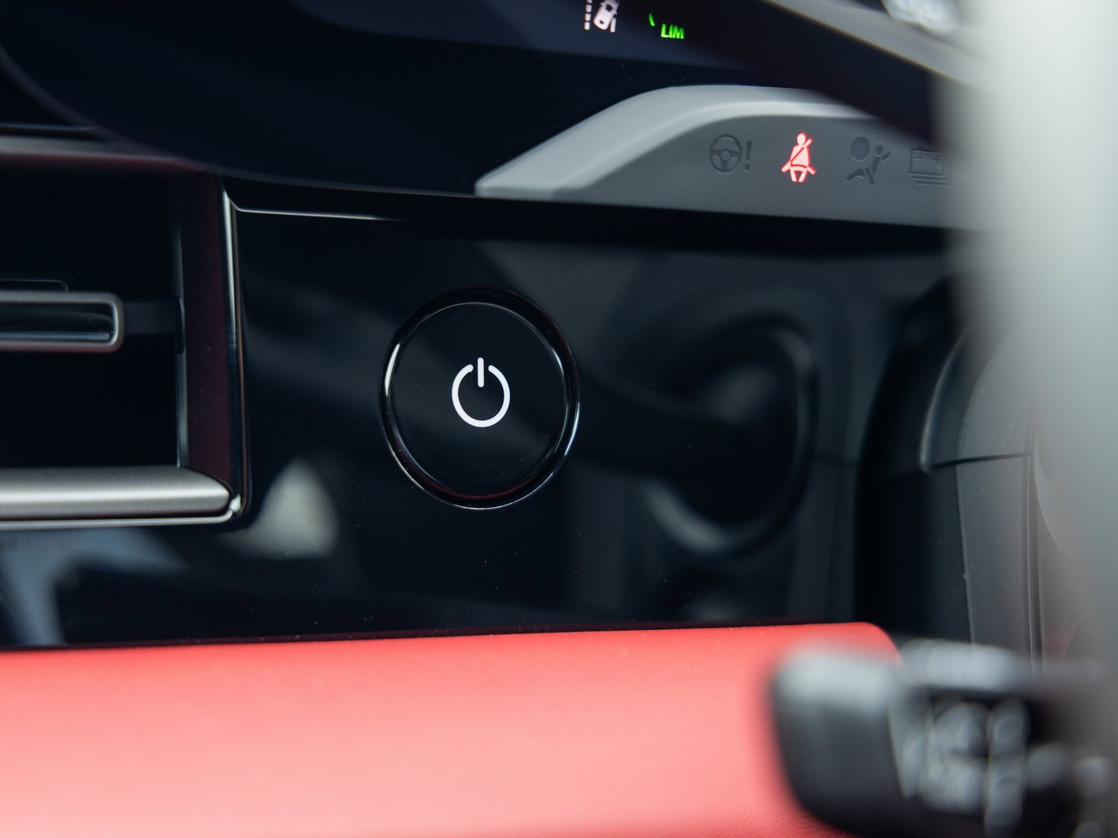 Certified 2025 Porsche Taycan 4 Cross Turismo image 16