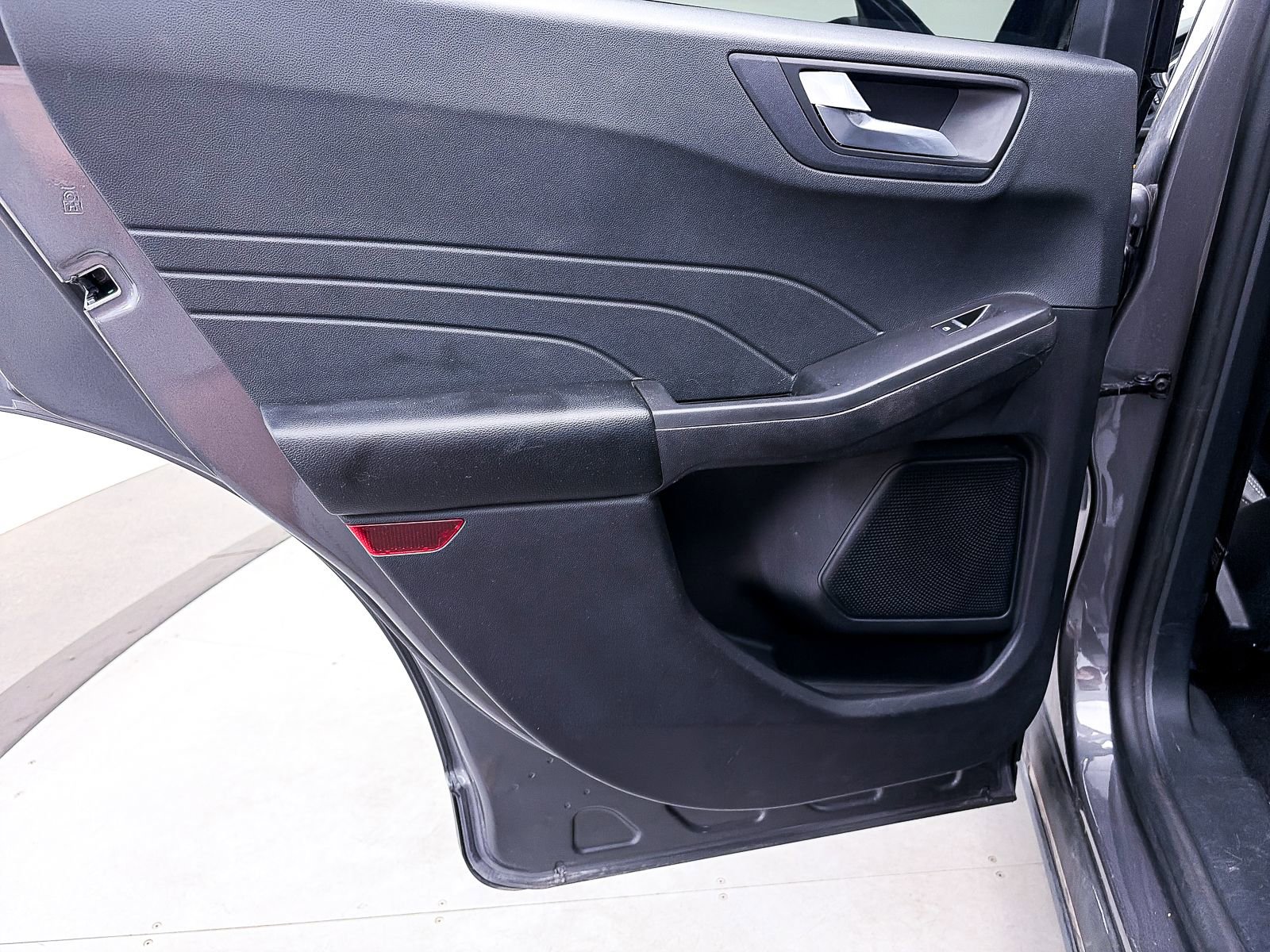 Used 2021 Ford Escape SEL image 30