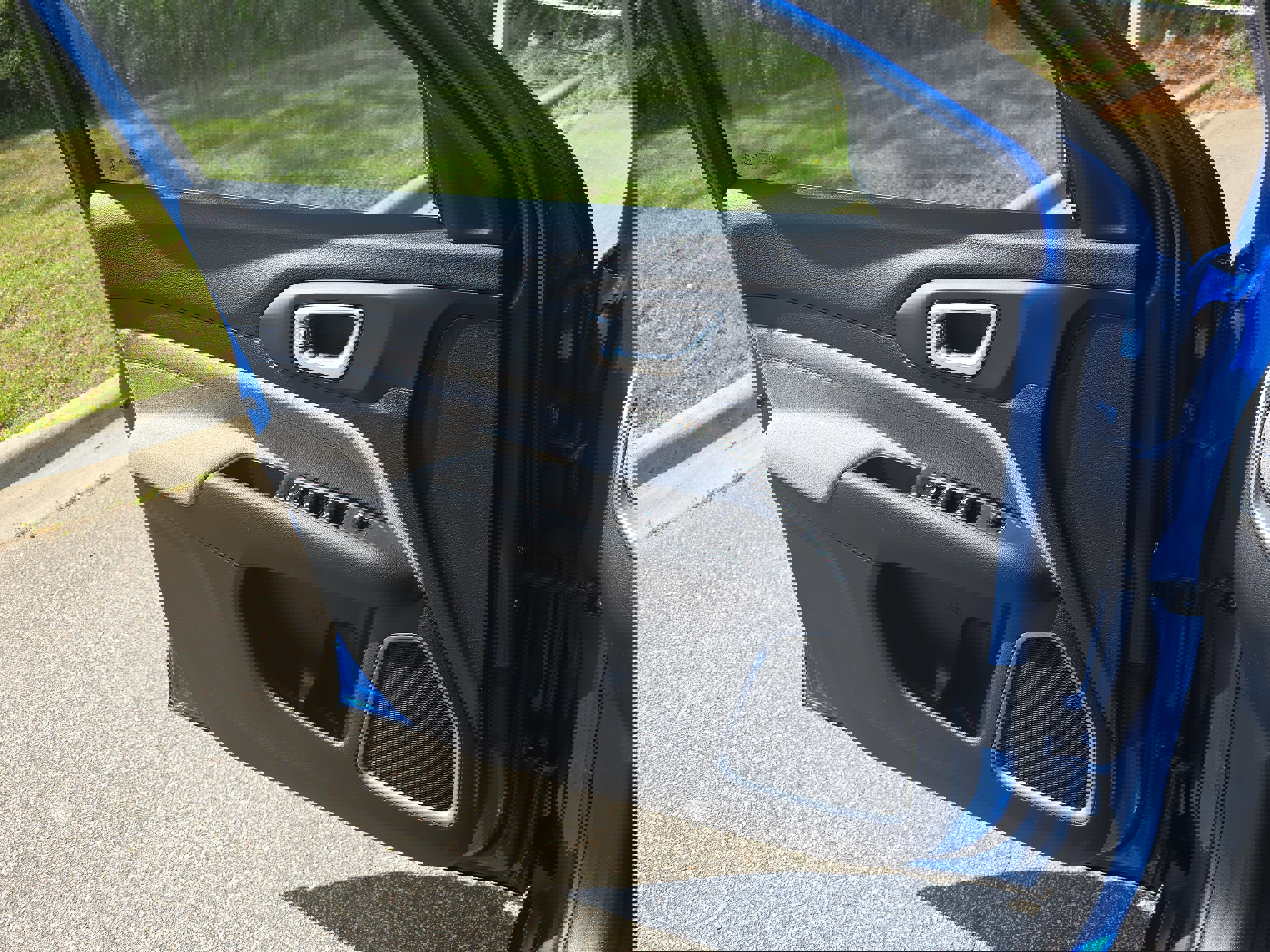 Used 2024 Jeep Compass Latitude image 25