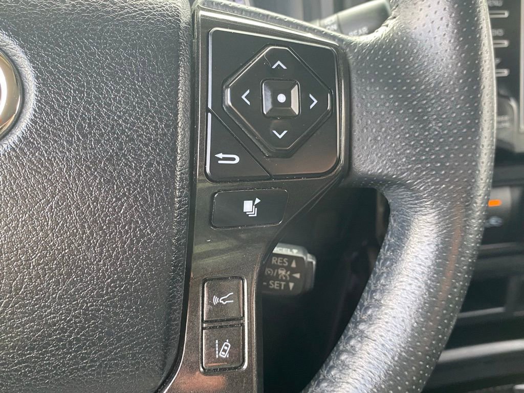 Used 2020 Toyota 4Runner TRD Off-Road Premium image 27