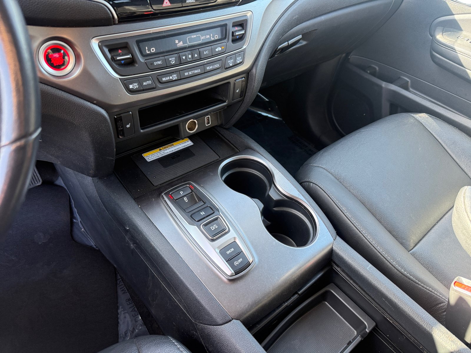 Used 2022 Honda Pilot Special Edition image 13