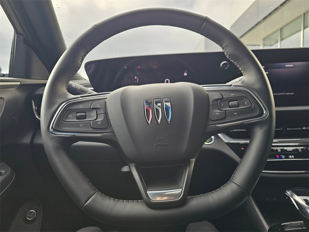 Used 2025 Buick Envista Avenir image 24