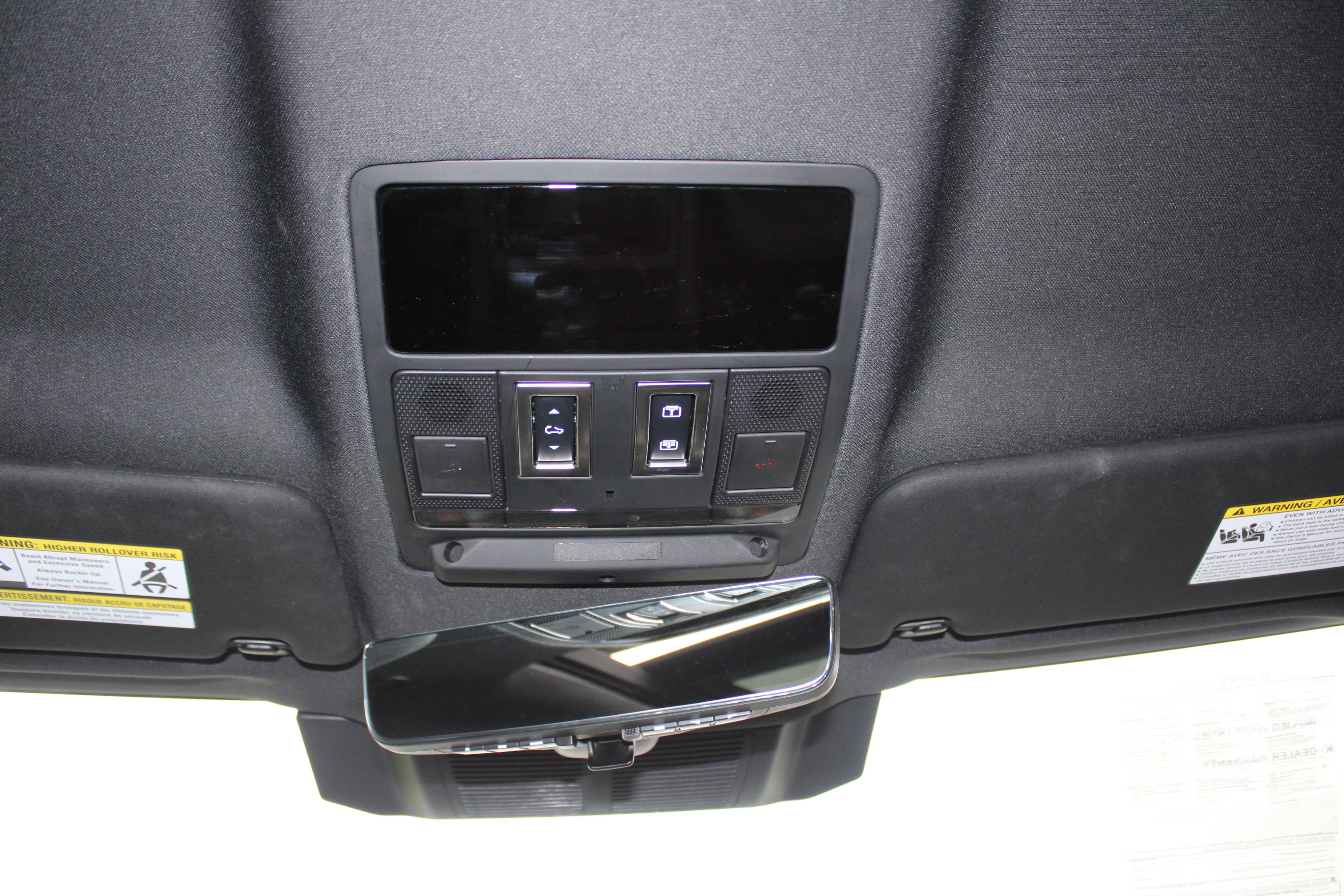 Used 2024 Land Rover Defender 110 S image 33