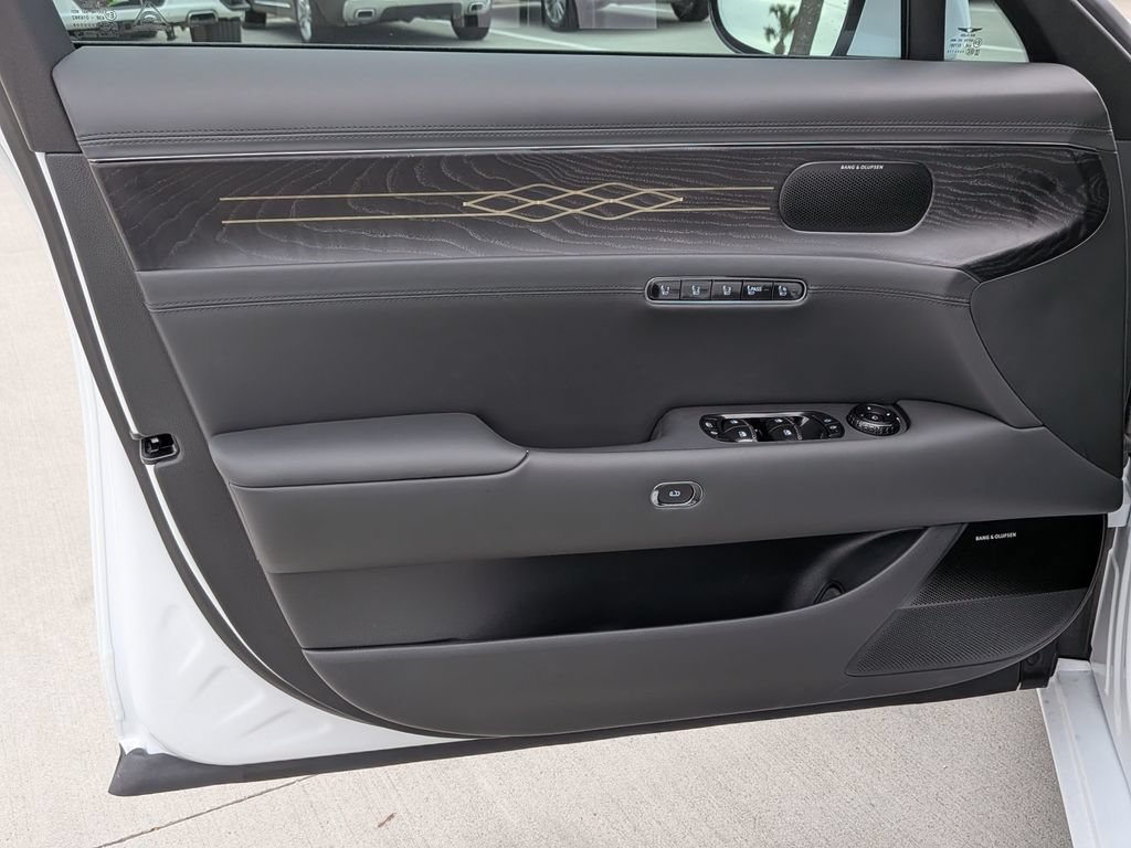 New 2026 Genesis G90 3.5T Prestige