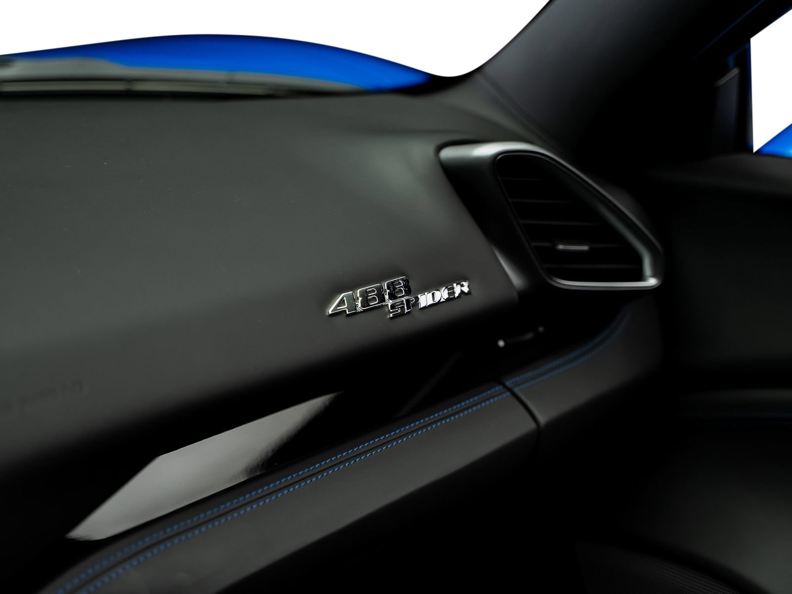 Used 2018 Ferrari 488 Spider RWD image 49