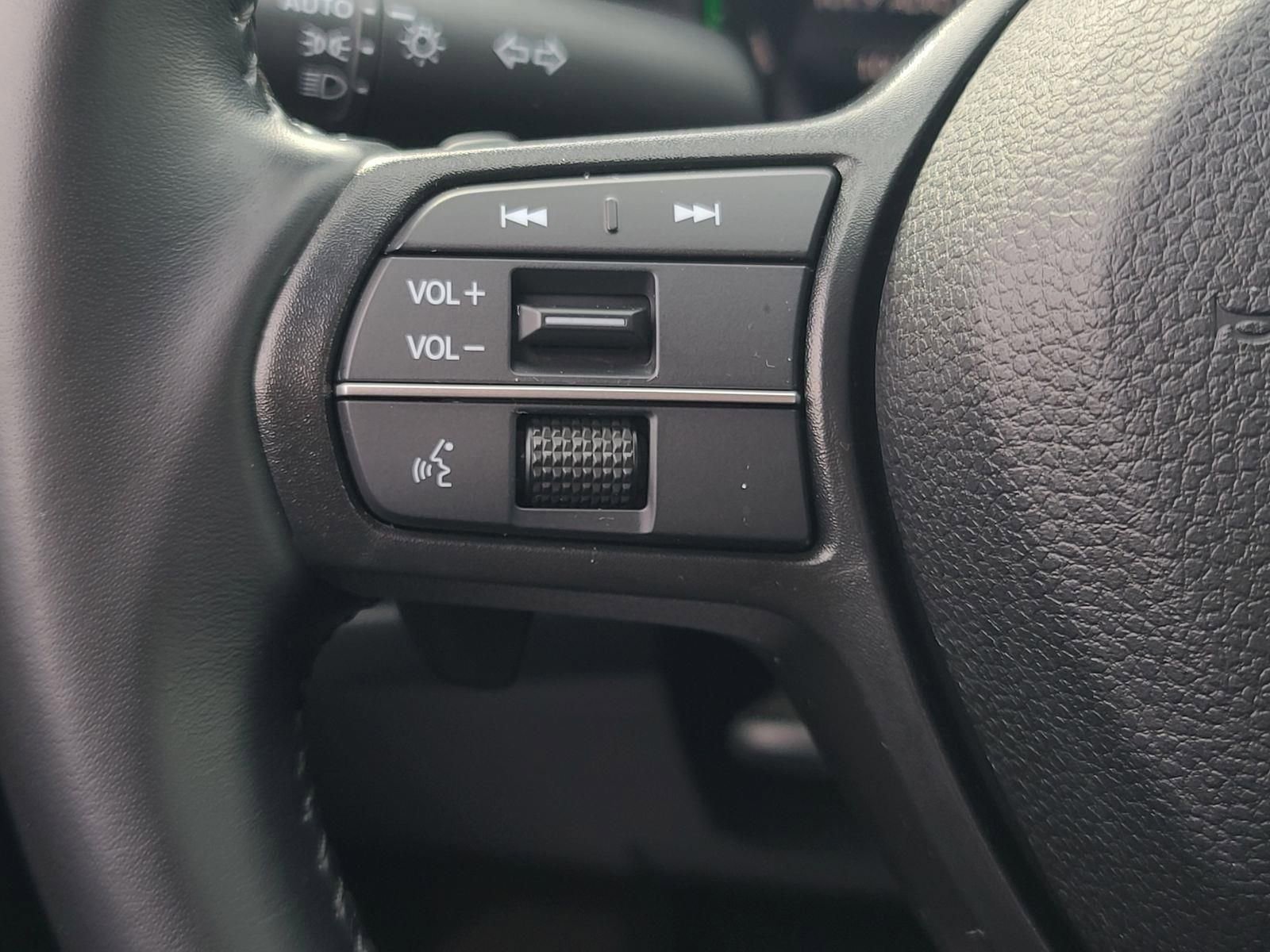 Used 2023 Honda Accord EX-L image 28