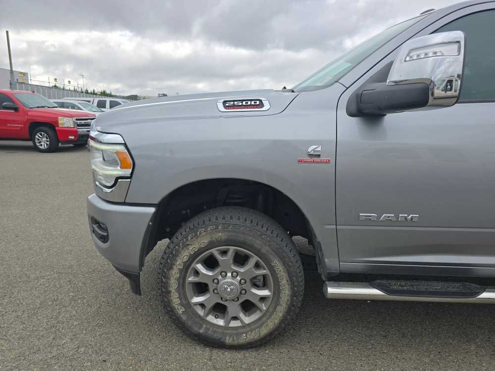 Used 2024 RAM 2500 Laramie w/ Safety Group AWD/4WD image 6
