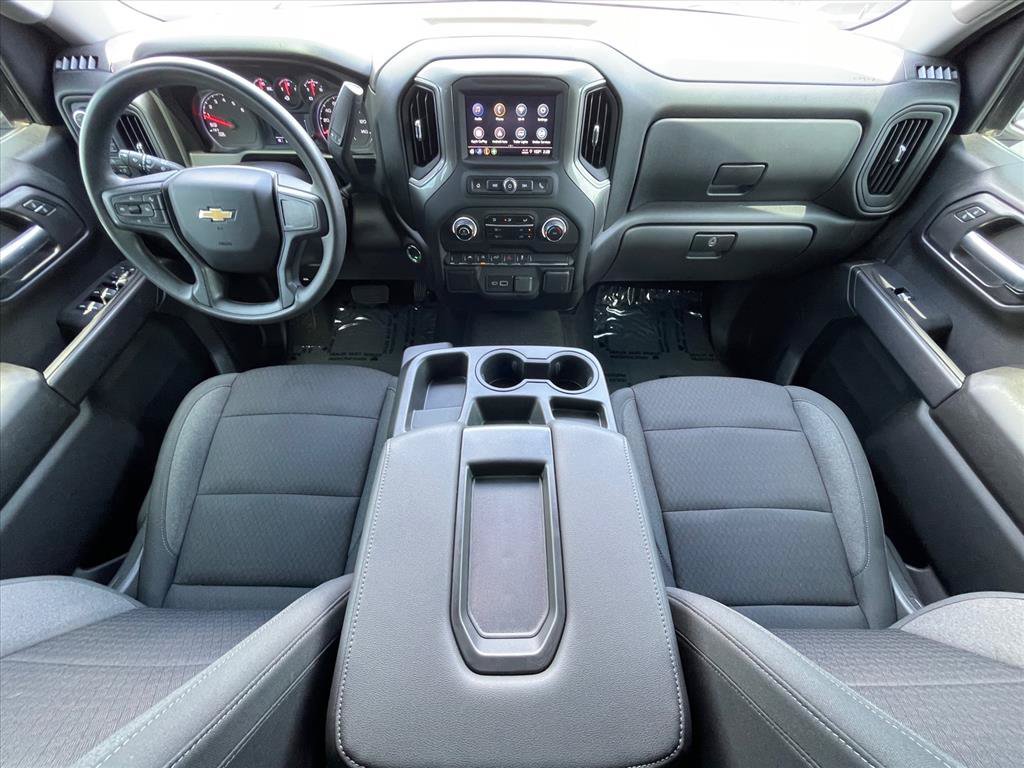 Used 2026 Chevrolet Silverado 1500 Custom w/ LPO, Dark Essentials Package AWD/4WD image 11