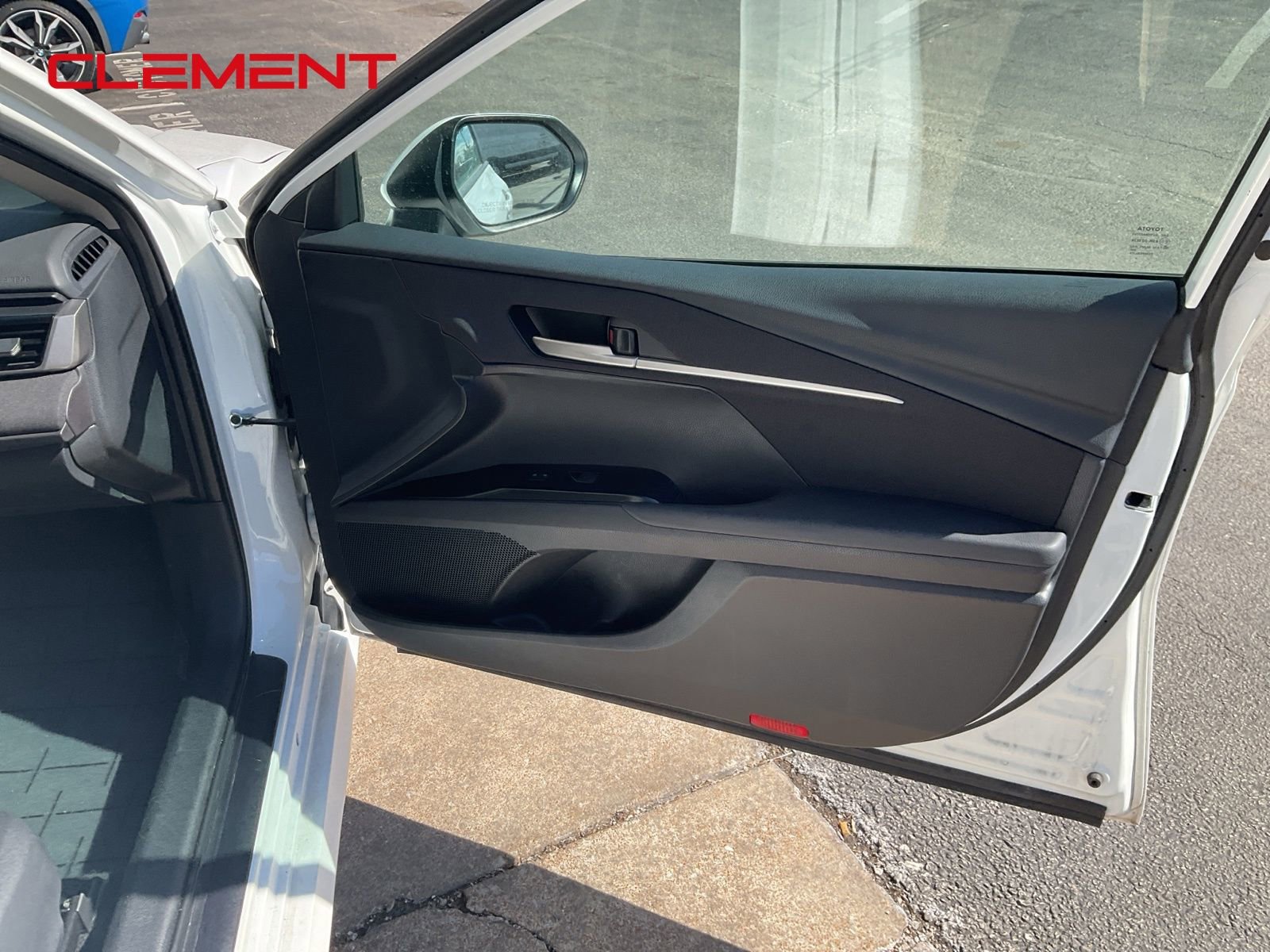 Used 2025 Toyota Camry LE image 45