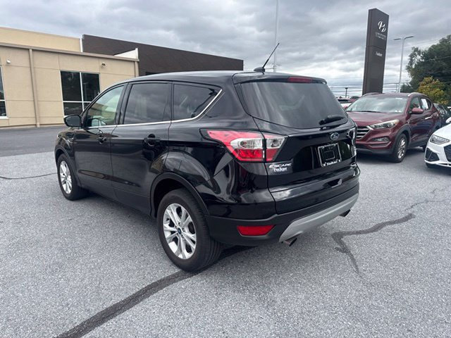 Used 2017 Ford Escape SE AWD/4WD image 7