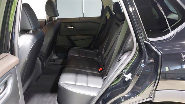 Used 2023 Nissan Rogue SV w/ SV Premium Package AWD/4WD image 21
