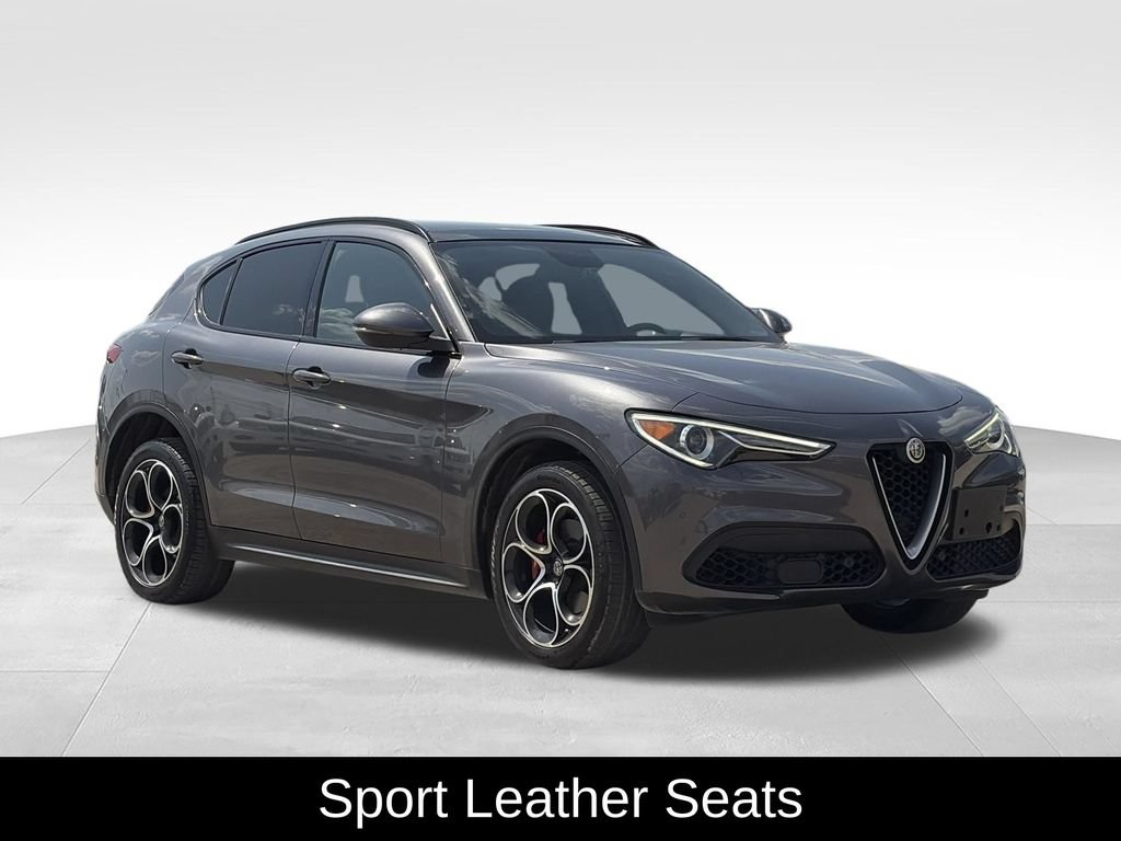 Used 2018 Alfa Romeo Stelvio Ti Sport AWD/4WD image 11