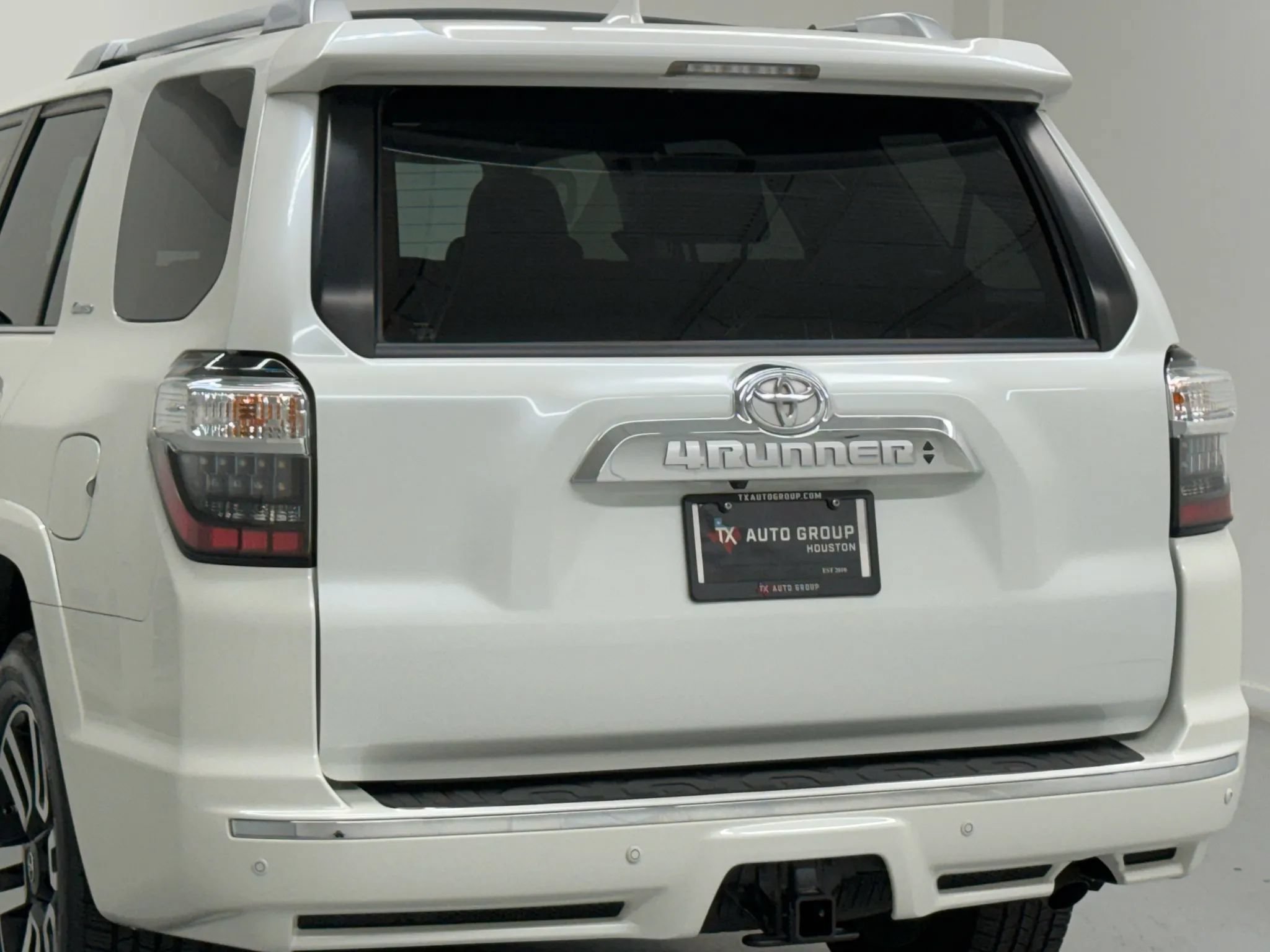 Used 2020 Toyota 4Runner Limited RWD image 92