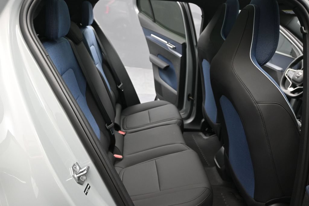 New 2026 Volvo EX30 Plus w/ Climate Package AWD/4WD image 17