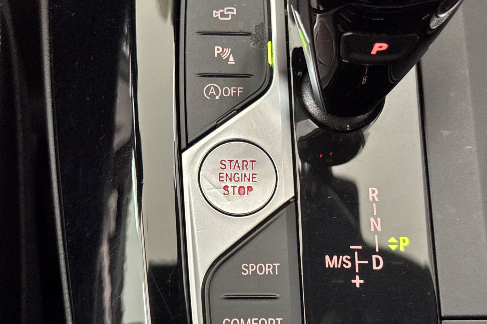 Used 2024 BMW X3 sDrive30i w/ Premium Package RWD image 17