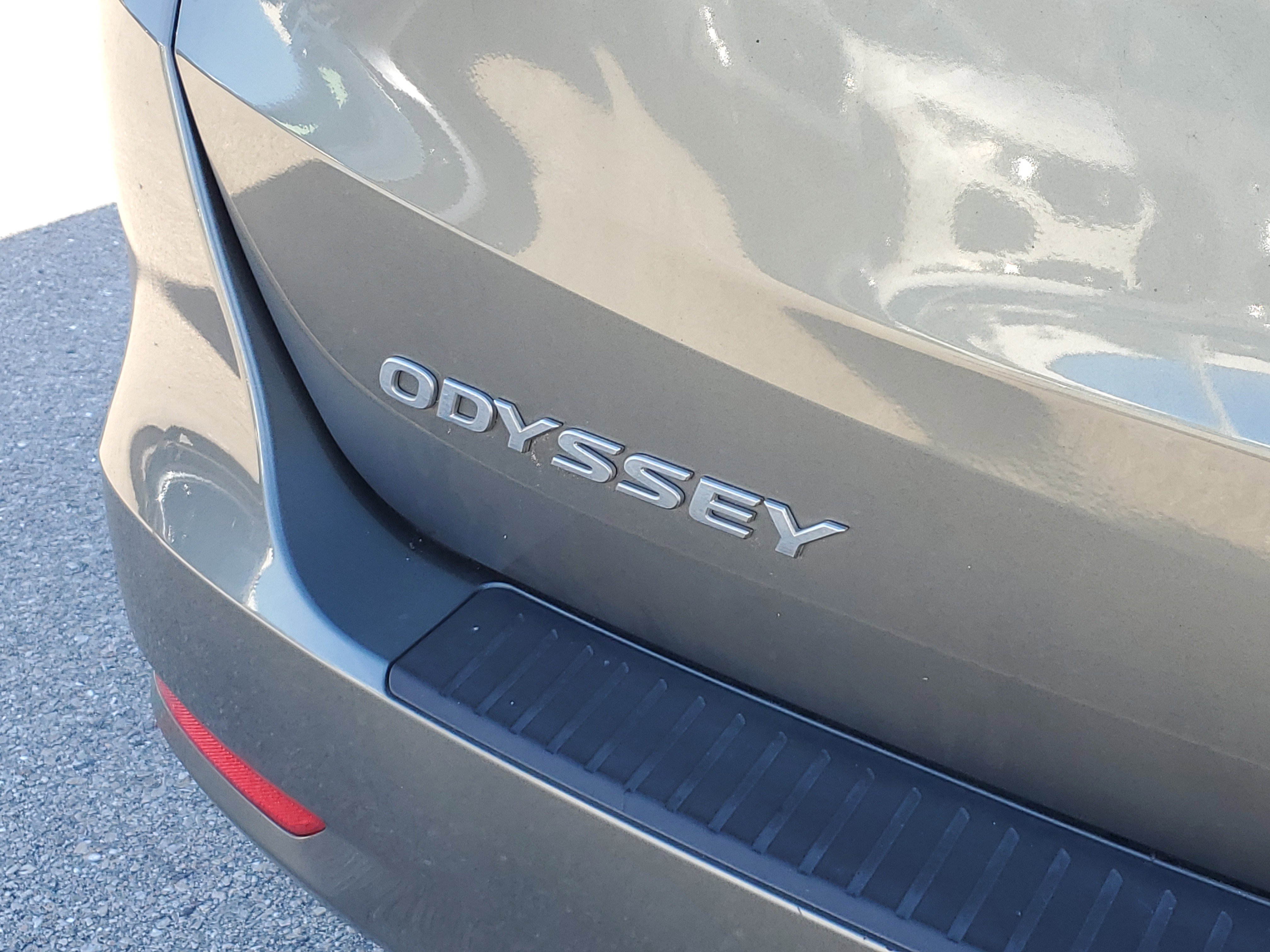 Used 2018 Honda Odyssey EX-L image 12