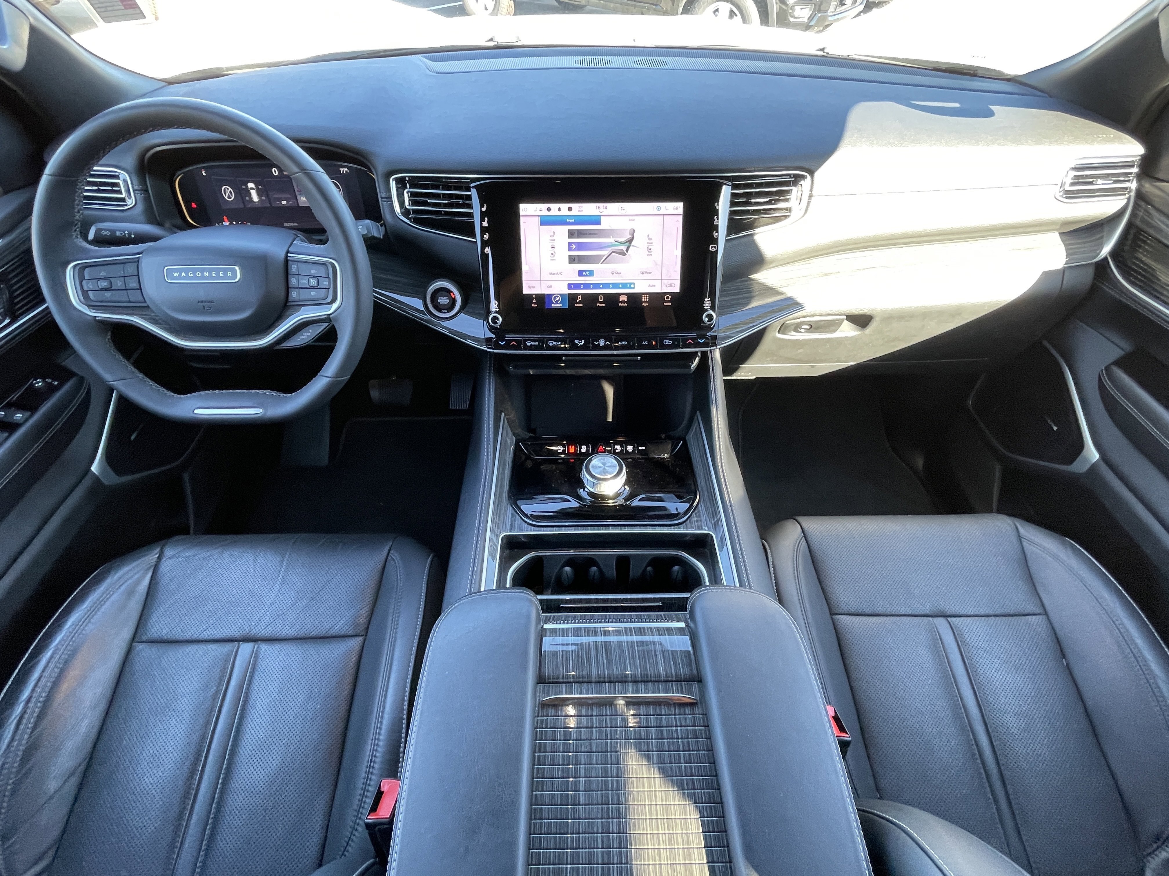 Used 2022 Jeep Wagoneer Series II image 19