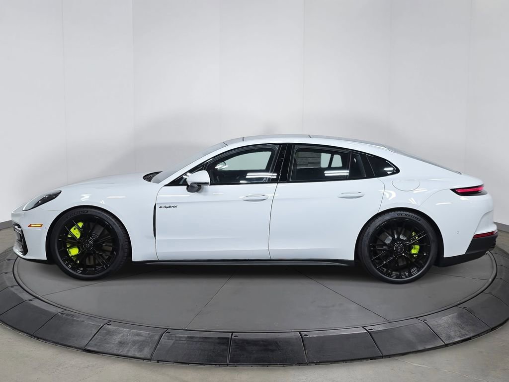 New 2026 Porsche Panamera Turbo image 2