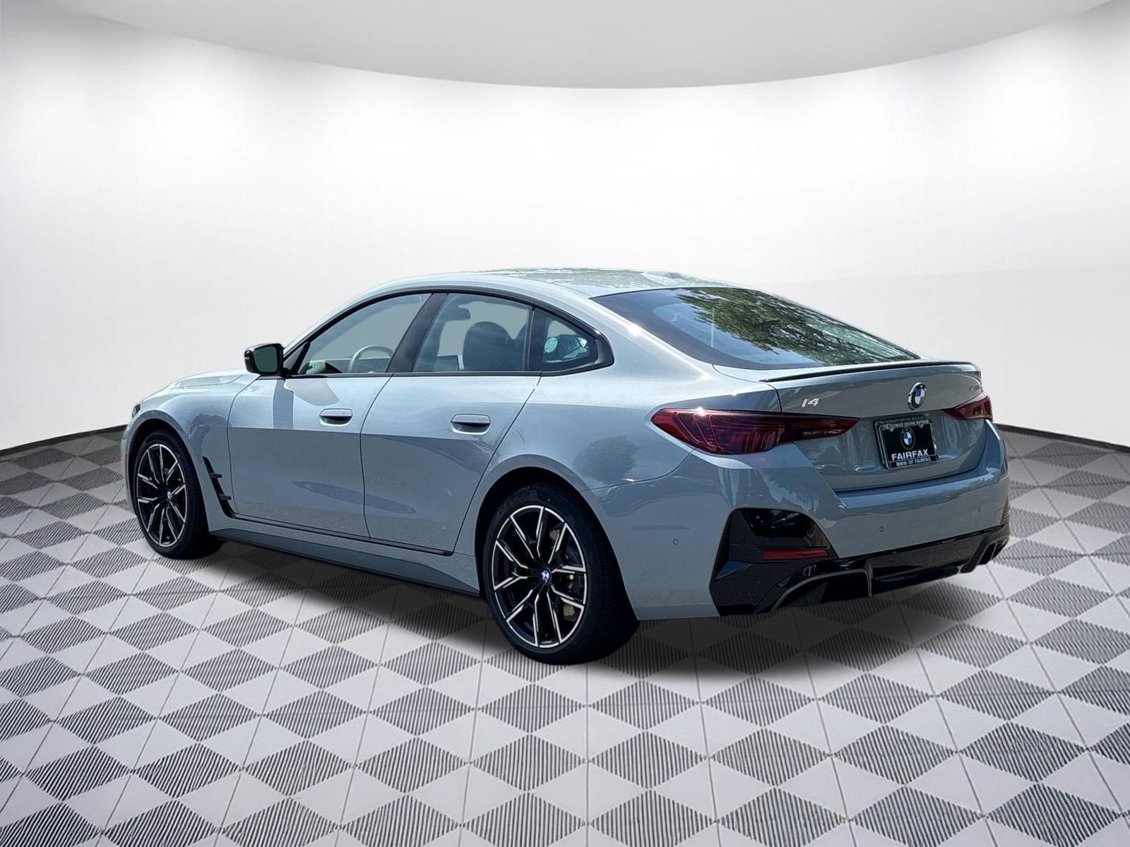 New 2026 BMW i4 eDrive40 w/ M Sport Package RWD image 3