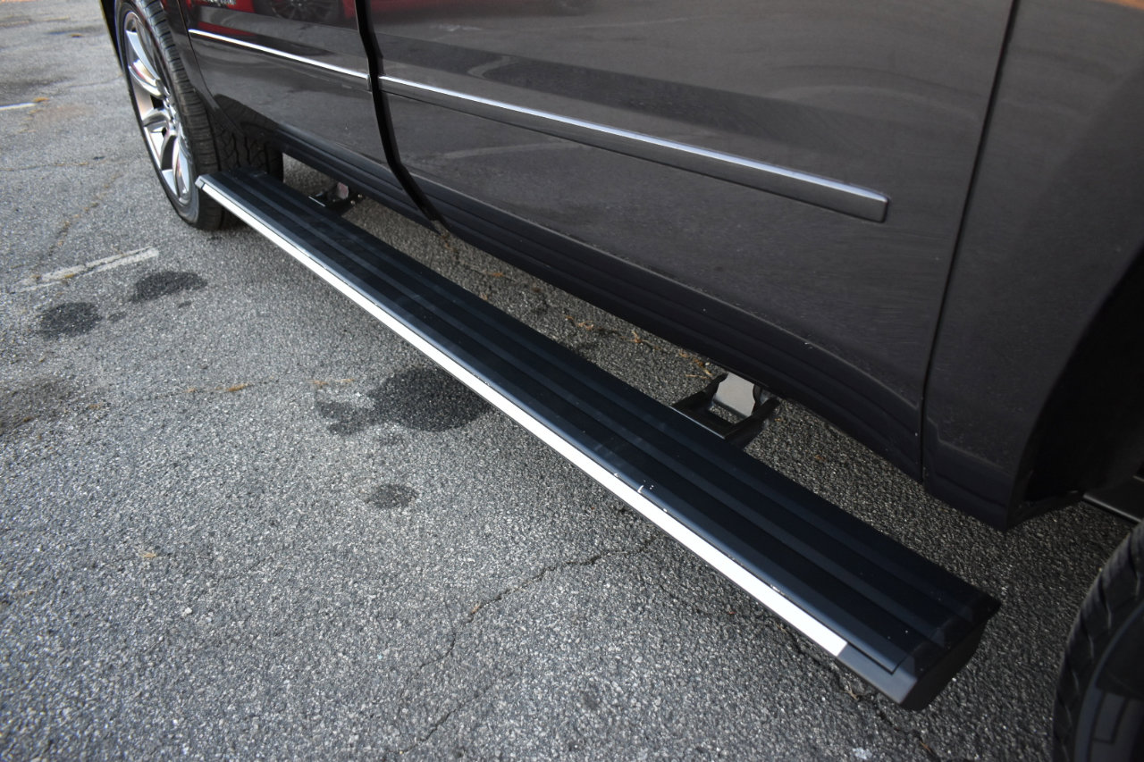 Used 2015 Chevrolet Suburban LTZ image 52