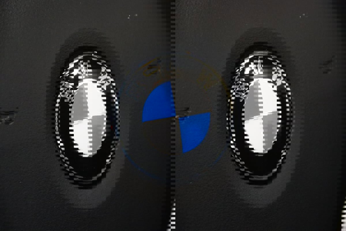 Used 2021 BMW 430i Convertible w/ Premium Package image 16