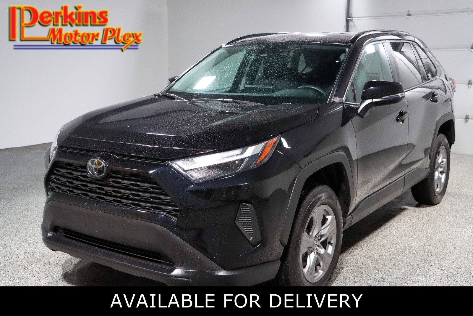 Used 2024 Toyota RAV4 XLE FWD image 1