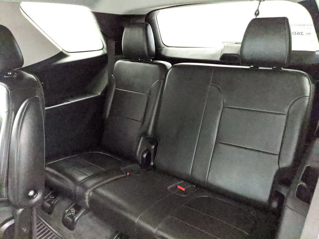 Used 2020 Chevrolet Traverse RS w/ LPO, Floor Liner Package FWD image 19