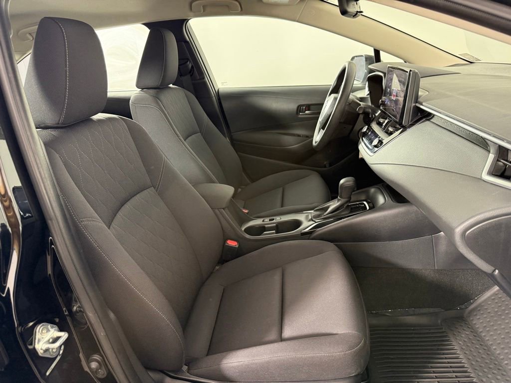 Used 2024 Toyota Corolla LE FWD image 17